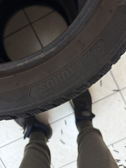 Vand 3 anvelope iarna Taurus