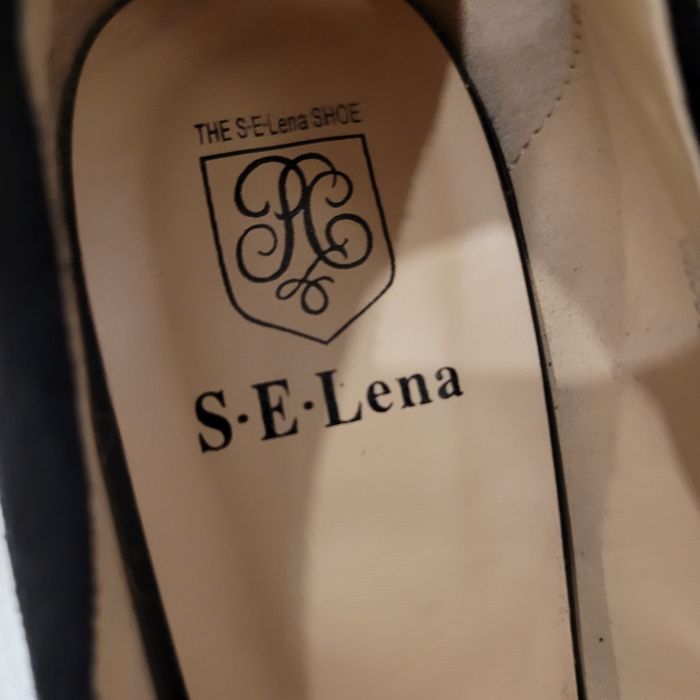 Продам  женскую обувь