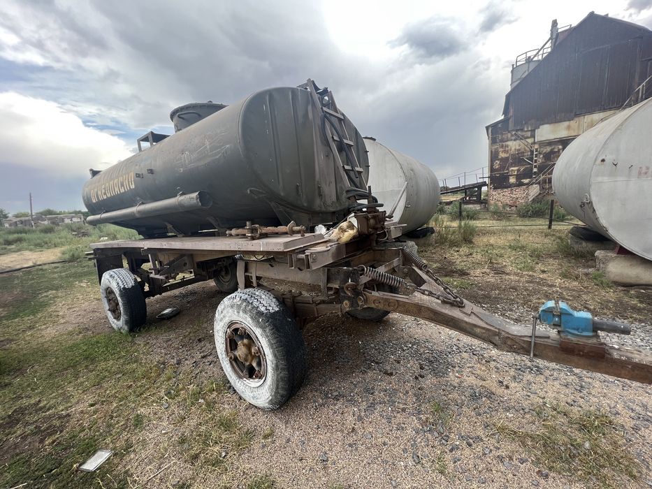 Прицеп - цистерна ( бочка )