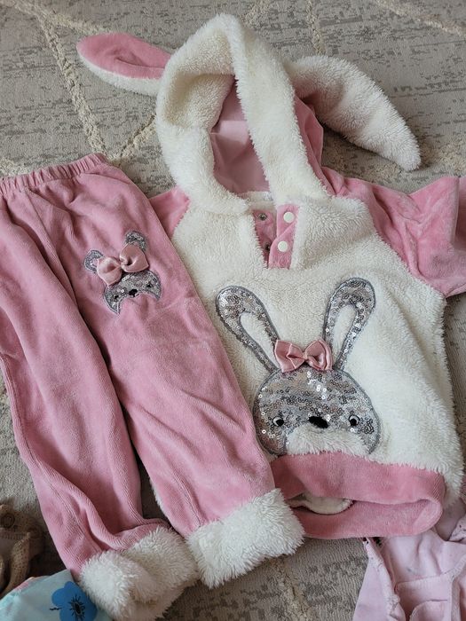 Одежда для девочки на 12 месяцев