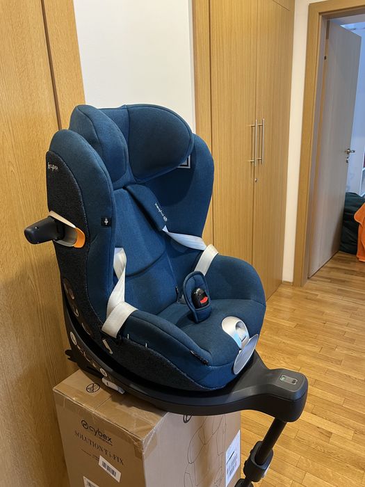 Scaun auto copii rotativ Cybex Sirona Zi+ i-Size Plus Mountain Blue
