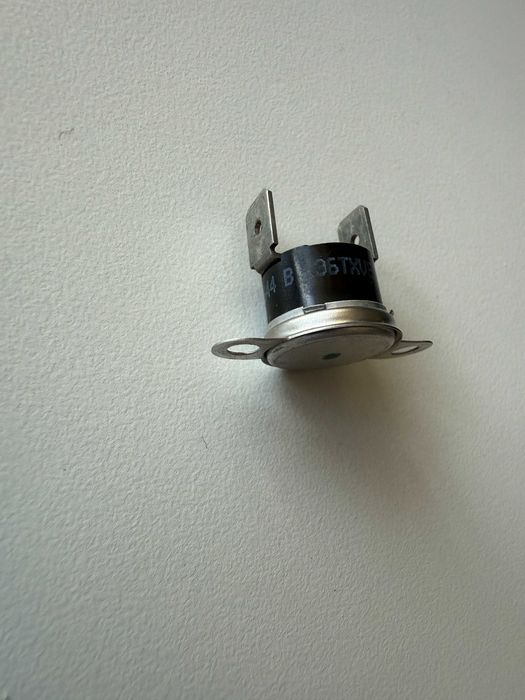 Termostat supratemperatura centrala termica Viessmann Vitodens 050-W 99ºC