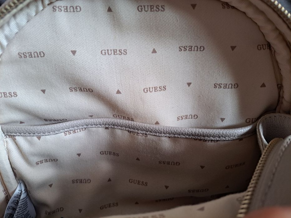 Оригинална кожена раница на Guess Power play