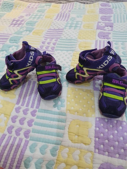 Продам кроссовки