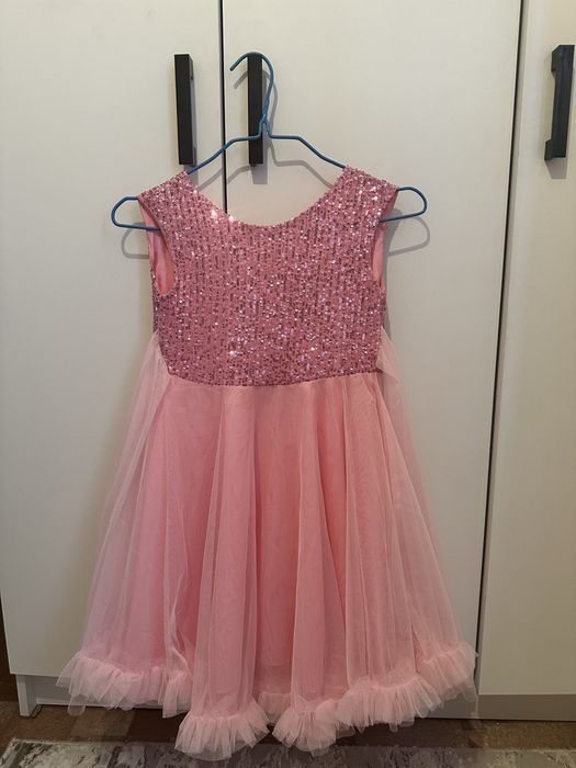 Платье нарядное для девочки