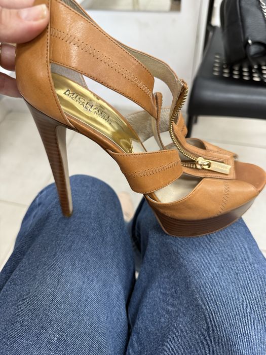 Damski sandali MISHELE KORS