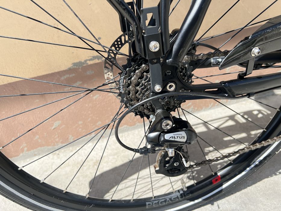 Bicicleta oras Pegasus 28 Inch frane hidraulice disc 24 viteze dinam butuc barbat XL