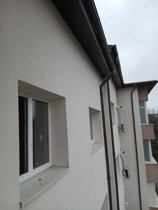 Apartament in bloc reabilitat, HCC, cu 3 camere decomandate  de vânzar