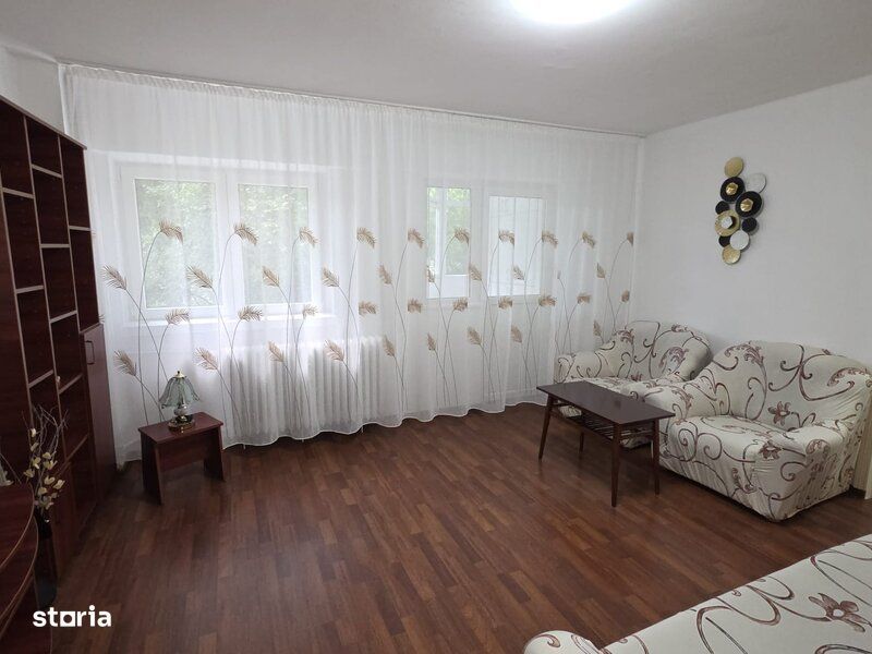 Pantelimon, Bd. Chisinau, Diham, Parcul National, semistradal