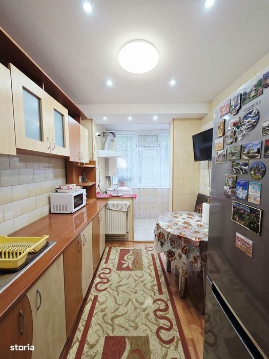 Apartament cu 3 cam Tiglina 3 etaj 1 CT izolat 2 balcoane 65 mp — fotografia 1