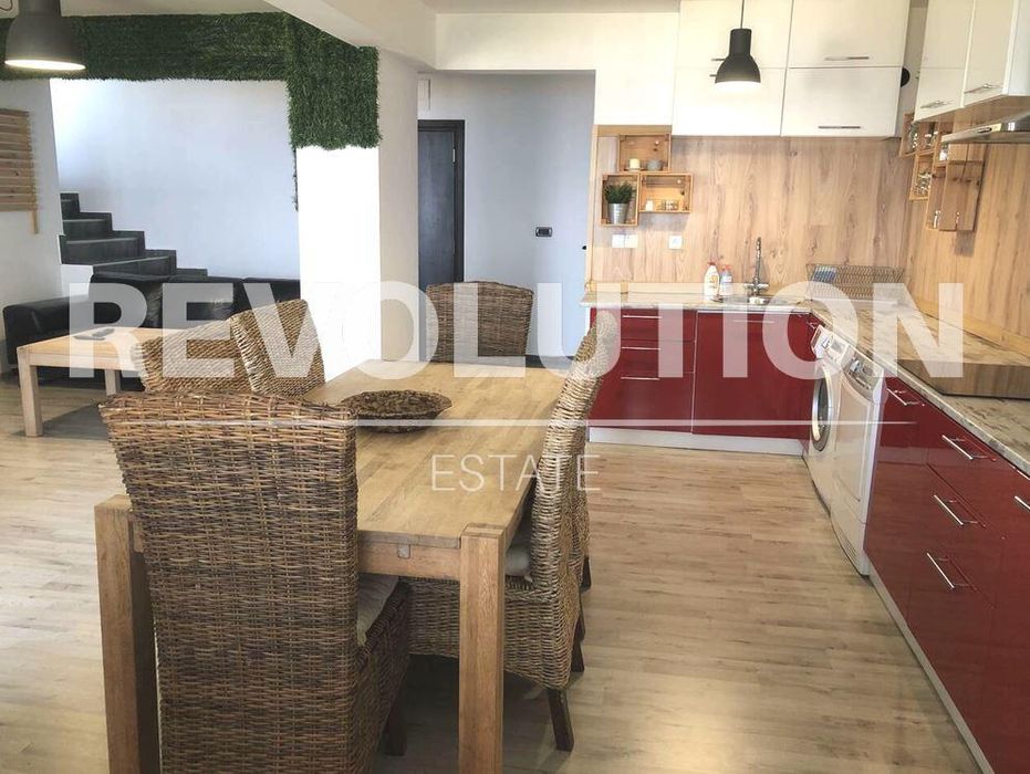 Мезонет в район извън Варна!