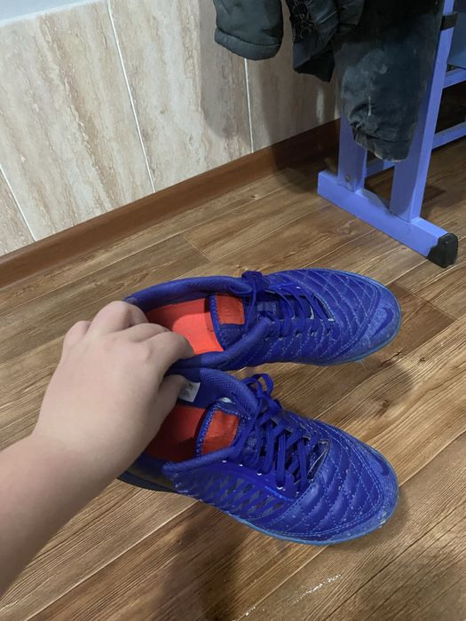 футзалка 37 размер