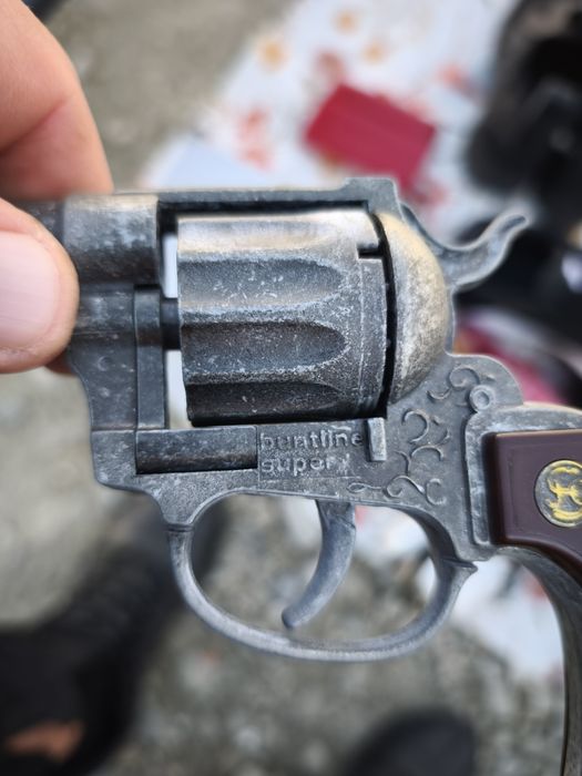 Pistol  jucărie capse