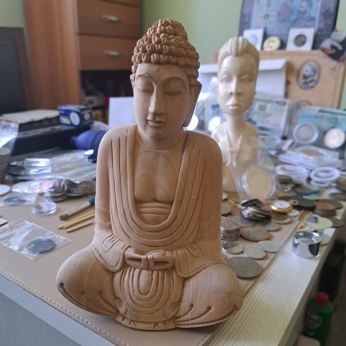 Statuete decorative din lemn