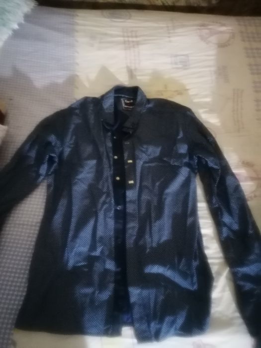 Cămăși l xl stare foarte bună