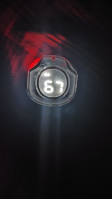 Есть гарантия, 1 месяц