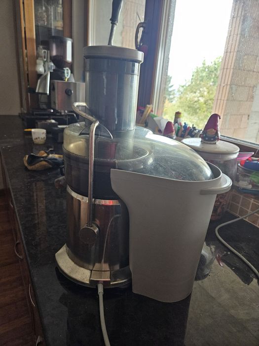 Професионална сокоизтисквачка фреш машина за твърди плодове Sage