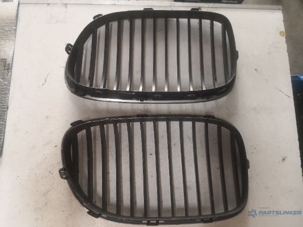 Grile Bara Fata Bmw 7 V (F01, F02, F03, F04) [ 2008 - 2015 ]