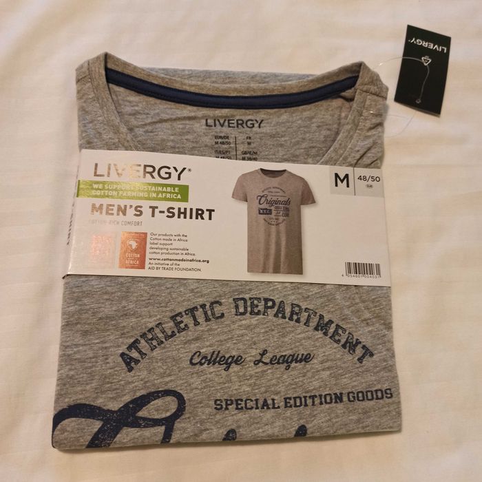 Vand tricou barbati - Marimea M
