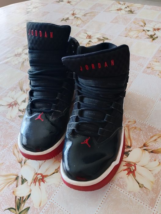 Маратонки JORDAN