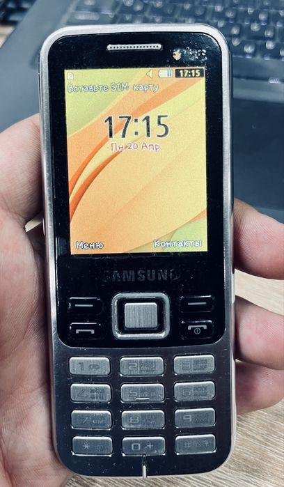 Кнопочный Samsung C3322 Duos La Fleur 2.2