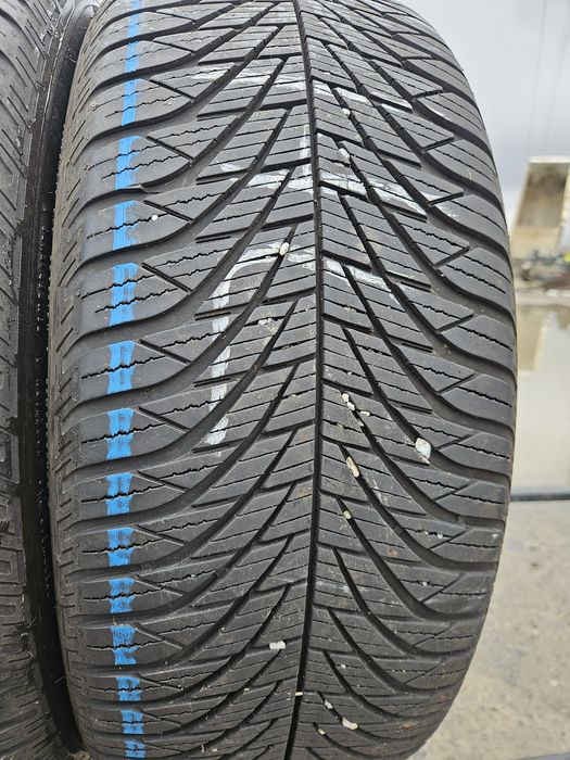 Vând anvelope m+s  215/55/17 215/55r17 Fulda