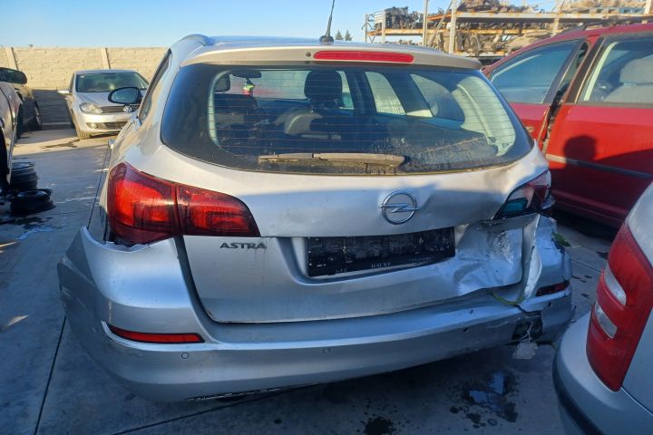 Vas expansiune 13256823 13256823 Opel Astra J