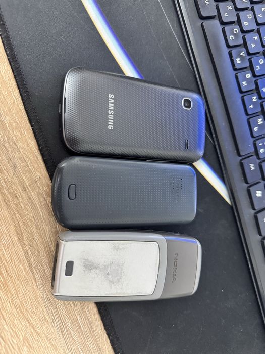 Продам телефоны для связи