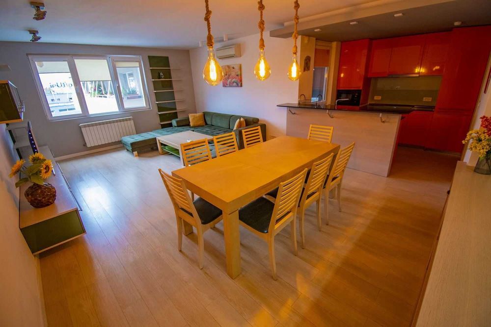 Продава се Тристаен апартамент в София, Младост 2 - 132 кв.м за 3258 €/кв.м - Снимка #14