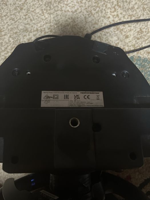 Продам игровой руль Thrustmaster T300
