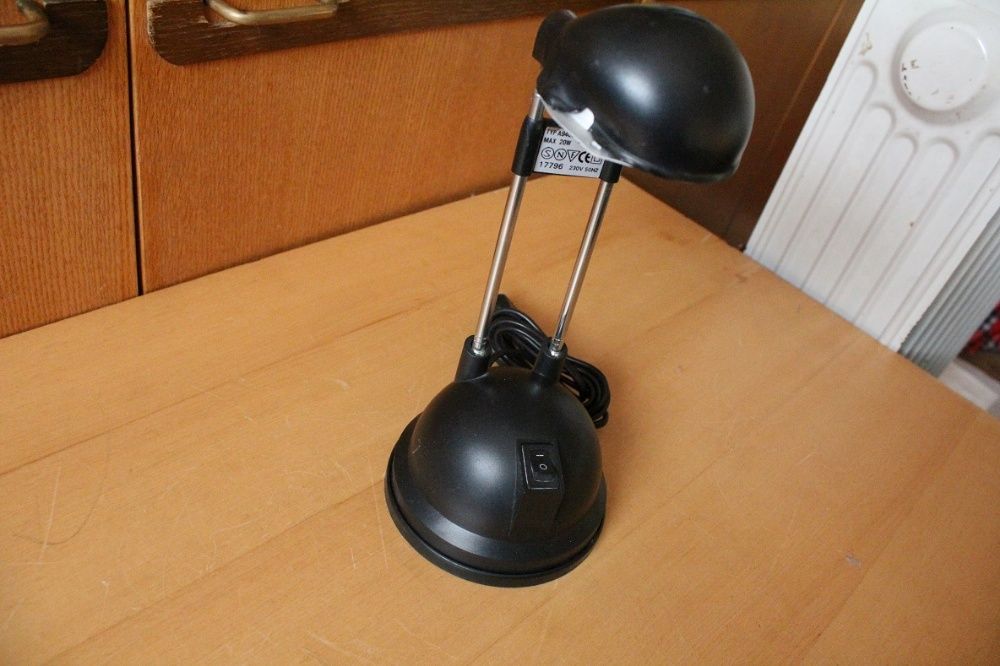 Лампа работна мобилна изключително практична