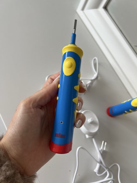 Oral B детски електрически четки за зъби