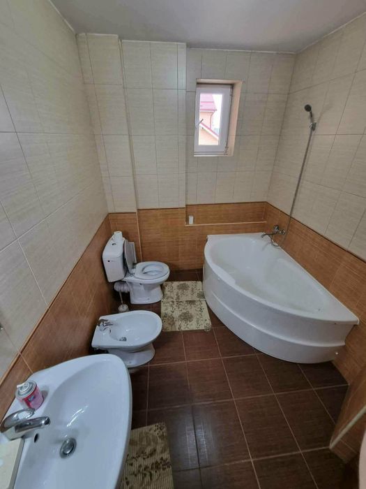 Apartament de inchiriat