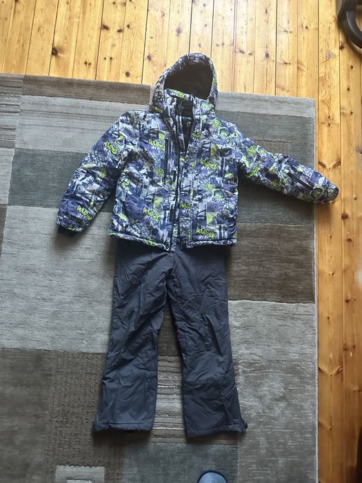 Продам лыжный костюм