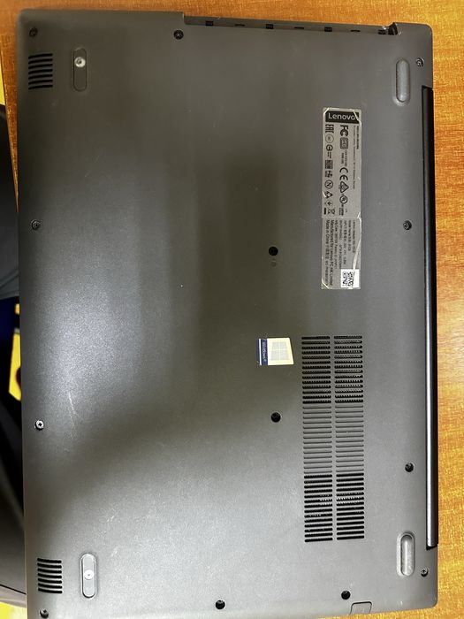Ноутбук Lenova ideapad 330-15IKB