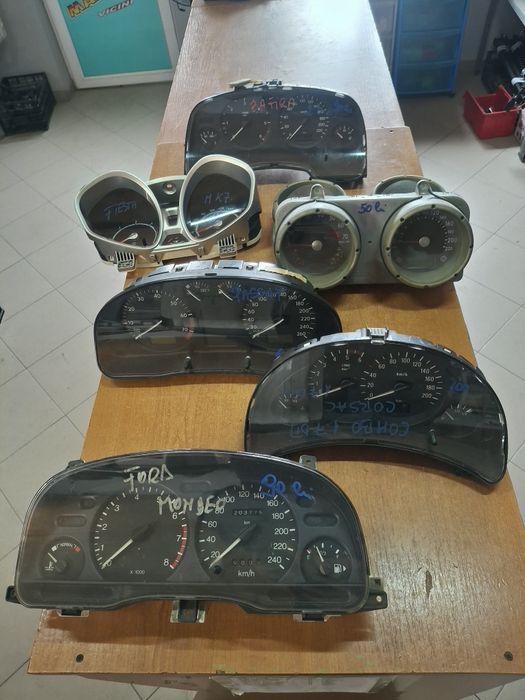 Ceasuri de bord  Zafira A   Corsa C  Mondeo  Polo 6N Lupo Passat  Mini