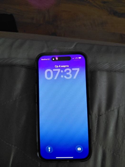 Айфон 16 с каробкой