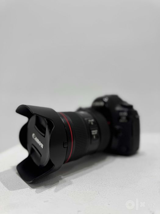 Canon EOS Mark IV