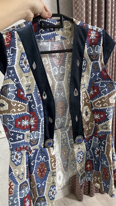 Женская одежда.