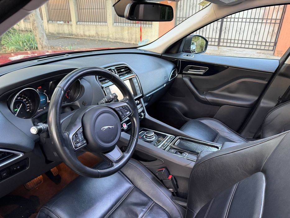 Vand jaguar f-pace 2.0 Automat Model Full