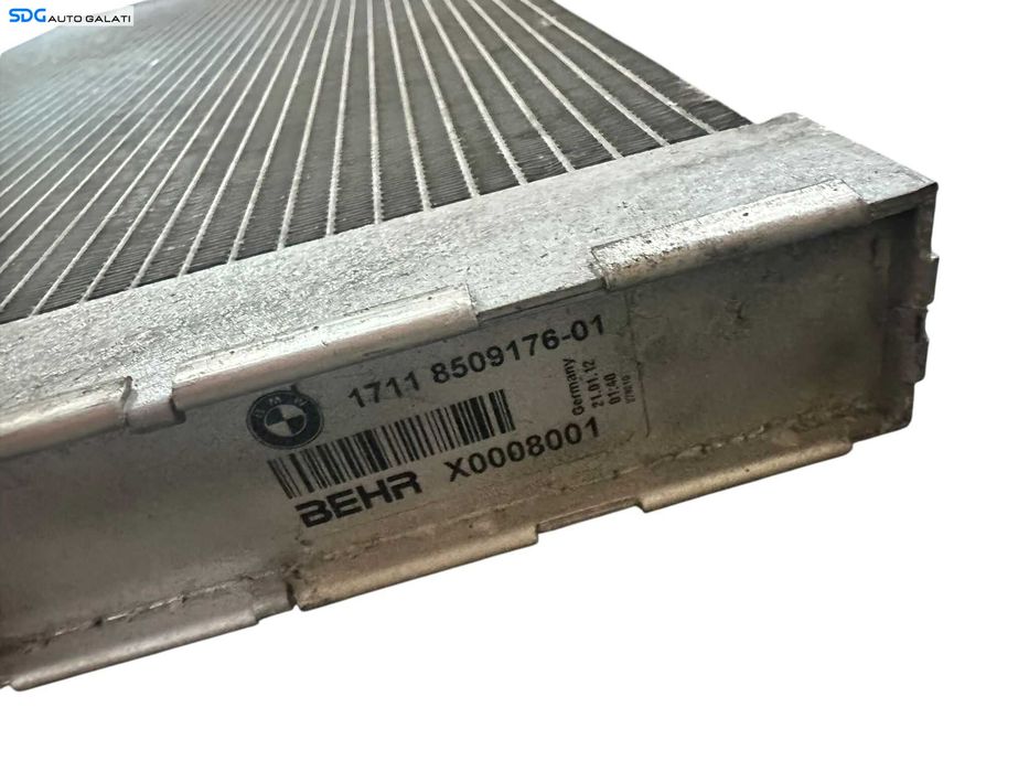 Radiator Apa BMW Seria 7 F01 F02 F03 F04 730D 740D 3.0 D 2008 - 2015 Cod 8509176 17118509176-01 [V0413]