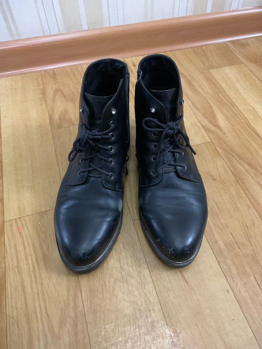 Продам теплые ботинки