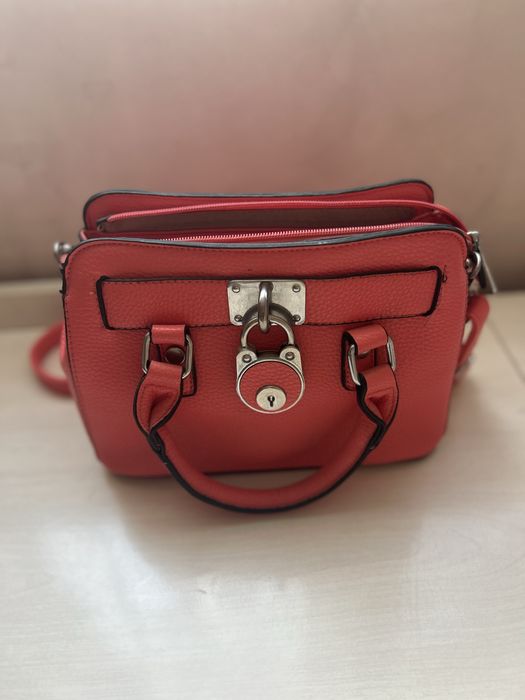 Ежедневна дамска чанта