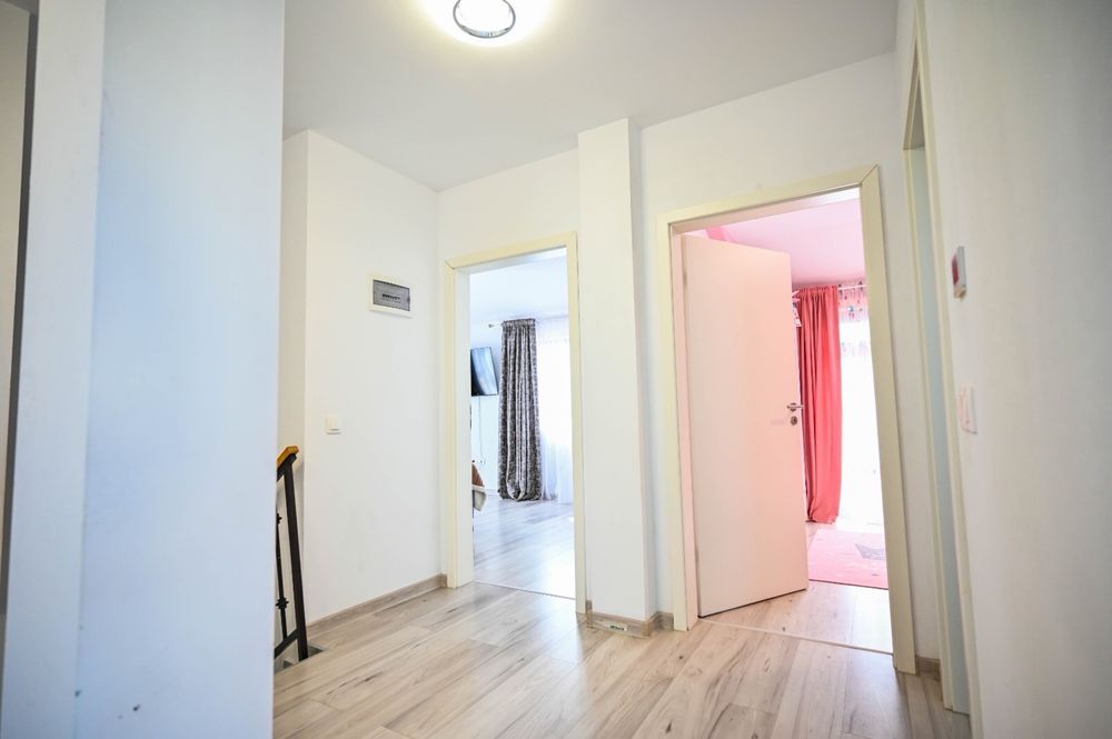 Casa individuala de inchiriat/ vanzare