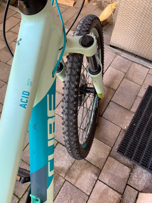 Bicicleta CUBE ACID Race 260