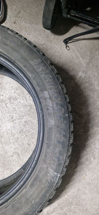 Шины зимние 235/55/R19