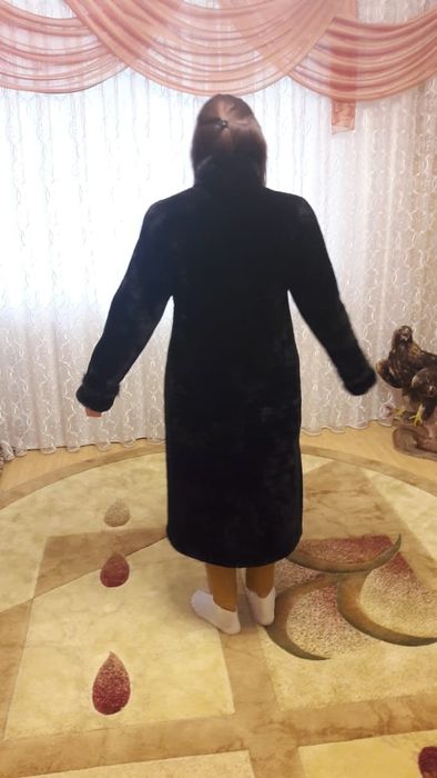 Продам шубу новую мутон