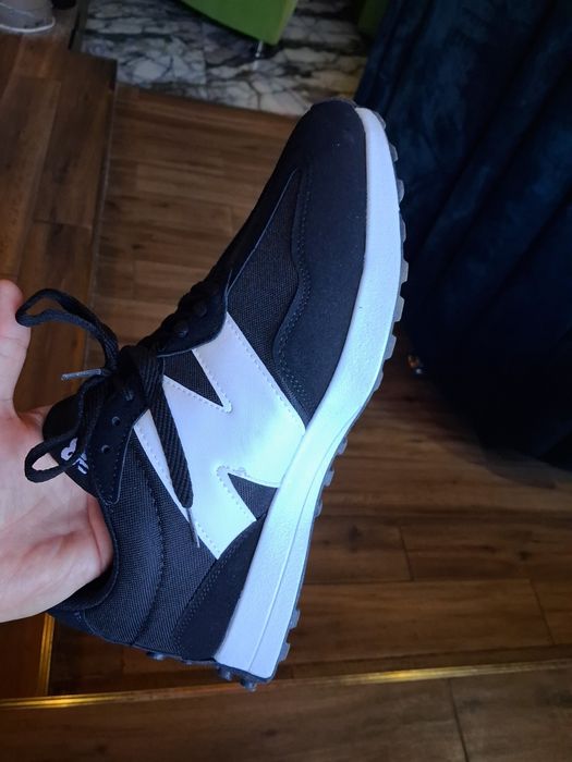 Маратонки  new balance