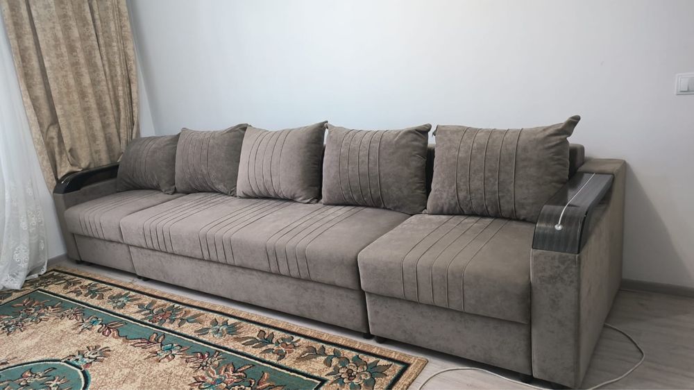 Диван гостевой б у