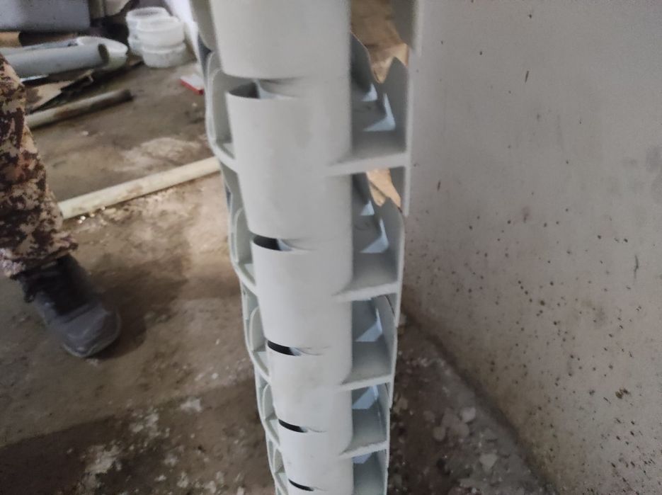 Продам радиатор отопления секции